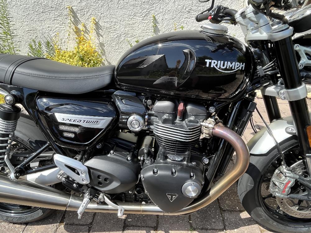 Motorrad verkaufen Triumph Speed Twn Ankauf